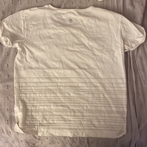 IVIVVA, kids size 12, white sports t- shirt - Picture 2 of 4